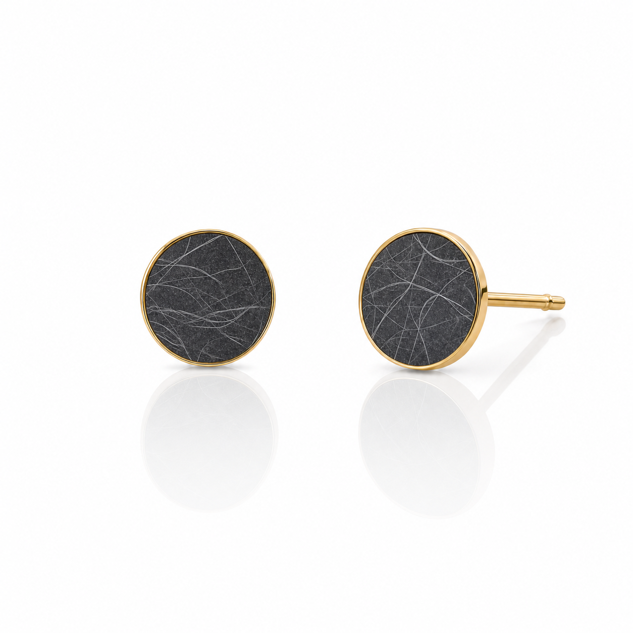 Ohrstecker mit Ihrem persönlichen Tierhaarschmuck