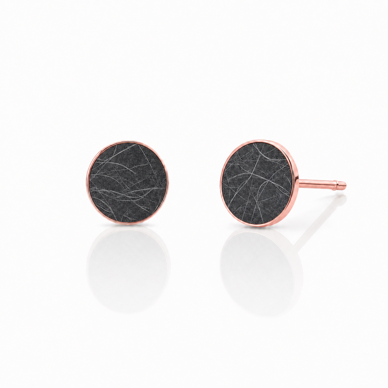 Ohrstecker mit Ihrem persönlichen Tierhaarschmuck