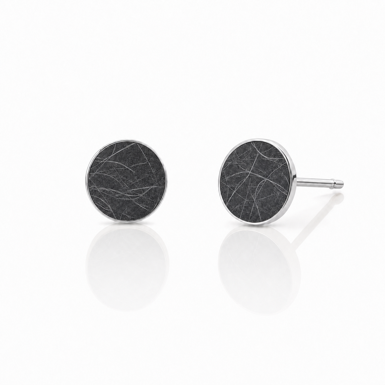 Ohrstecker mit Ihrem persönlichen Tierhaarschmuck