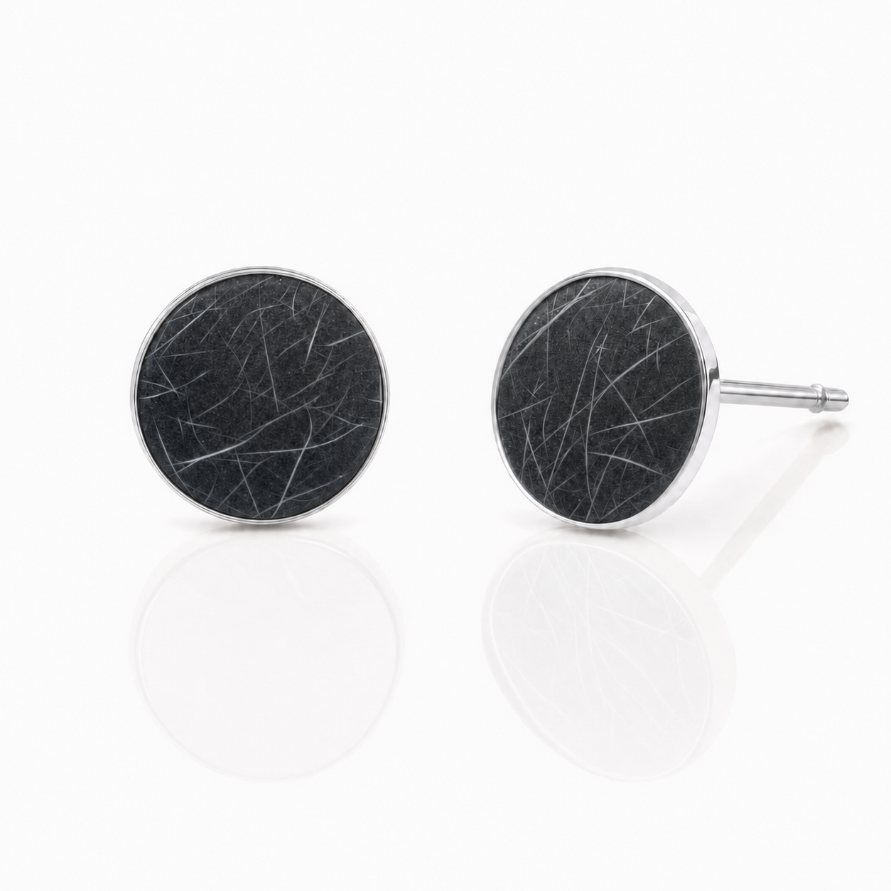 Ohrstecker mit Ihrem persönlichen Tierhaarschmuck