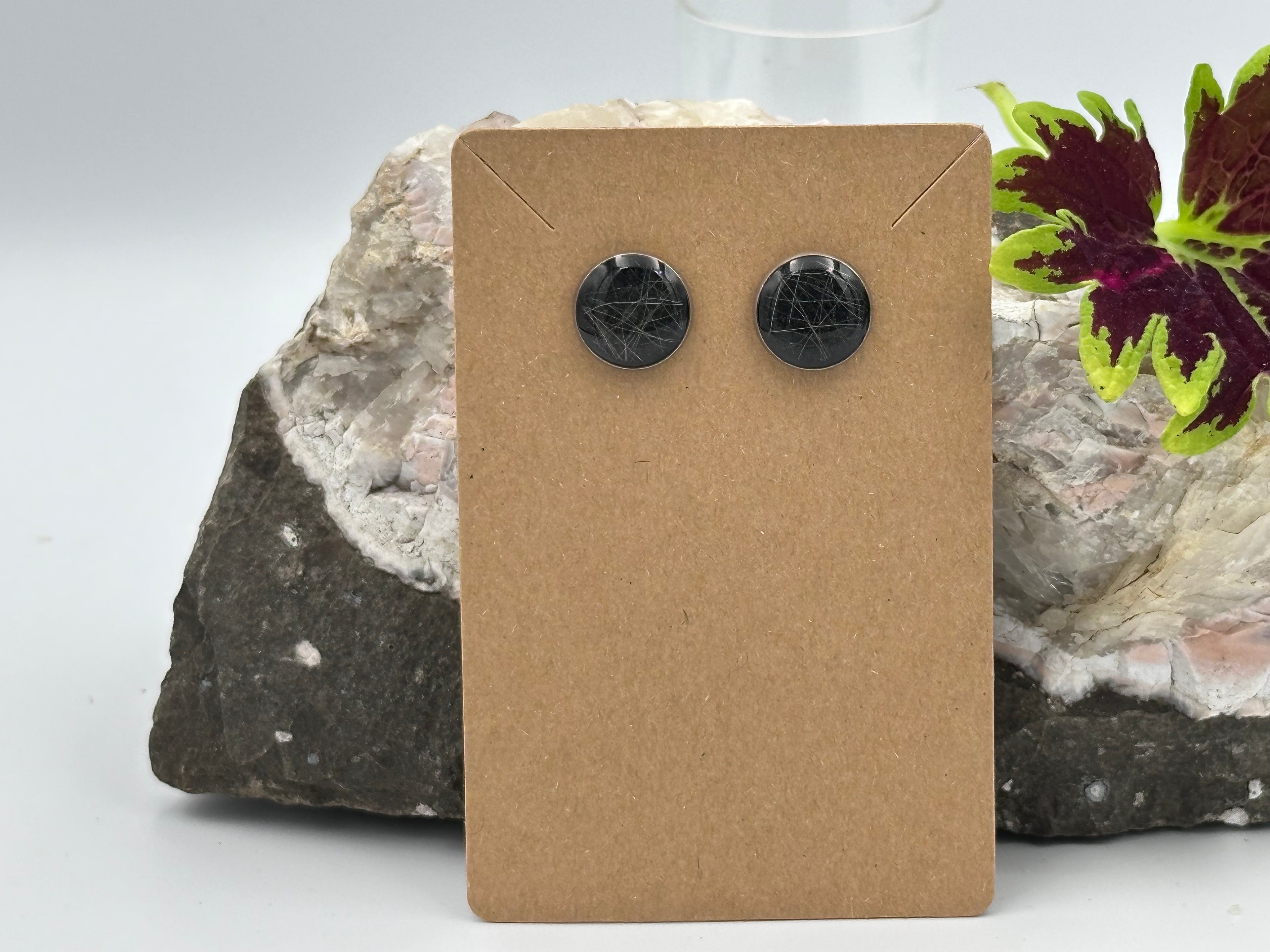 Ohrstecker Anthrazit mit Ihrem persönlichen Tierhaarschmuck