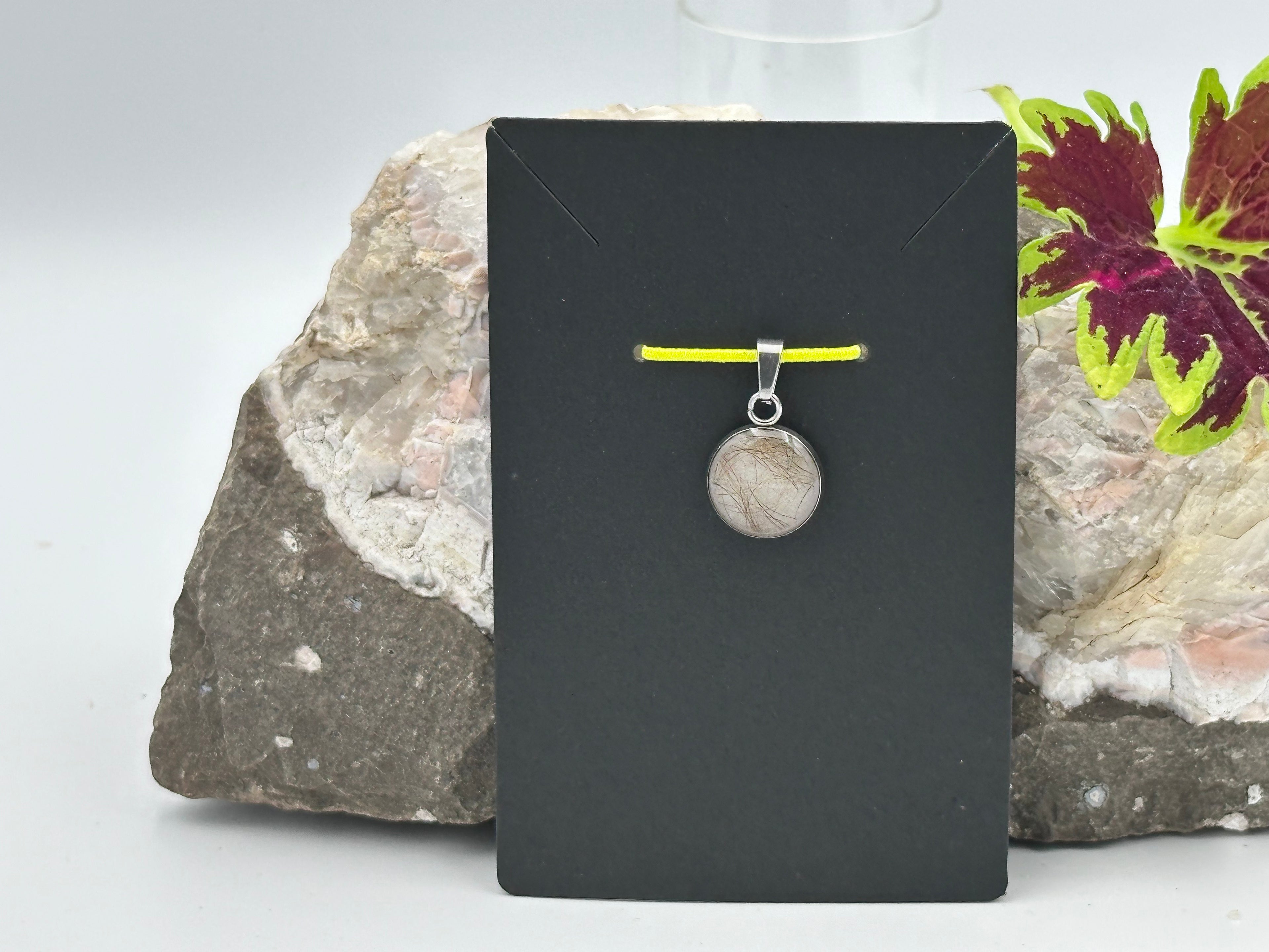 Anhänger Perlweiß mit Ihrem persönlichen Tierhaarschmuck