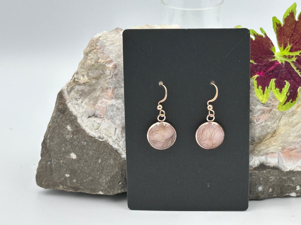 Ohrhänger Perlweiß mit Ihrem persönlichen Tierhaarschmuck