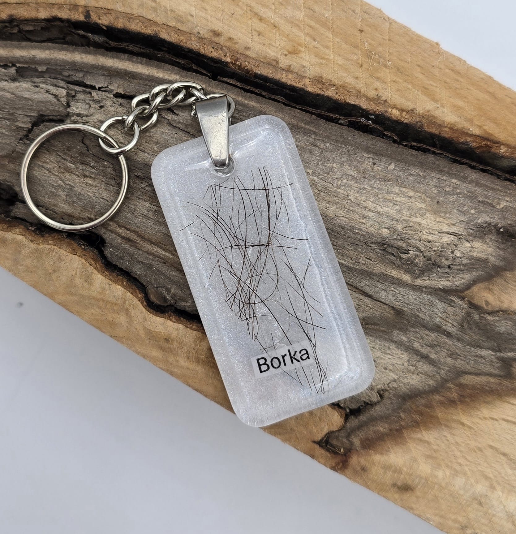 Schlüsselanhänger rechteckig mit Tierhaaren